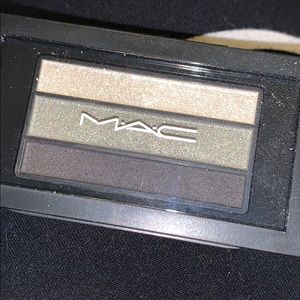 Mac eyeshadow